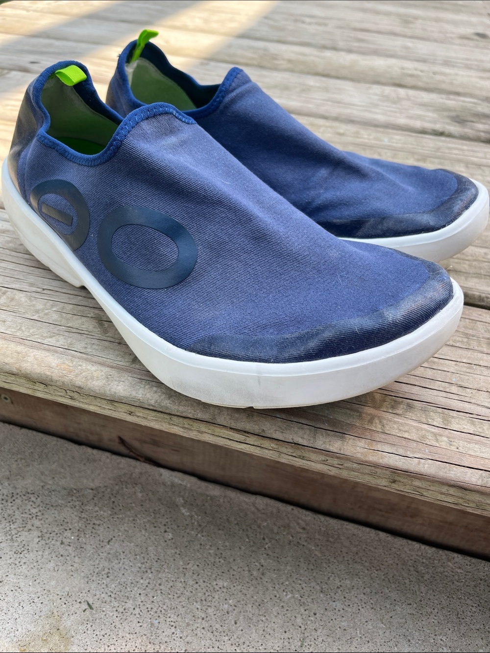 OOFOS Men’s OOmg Sport Slip-On Shoes Navy Blue Green Size 12 GUC
